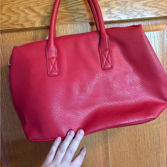 Kenneth Cole Reaction Bold Red Satchel - Picture 5 of 7